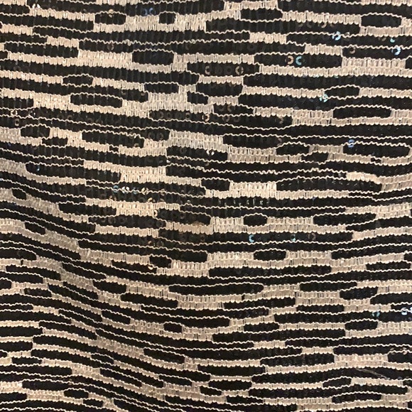 Elisa B Stunning Girls Feather Dress (Like new) - Picture 5 of 7